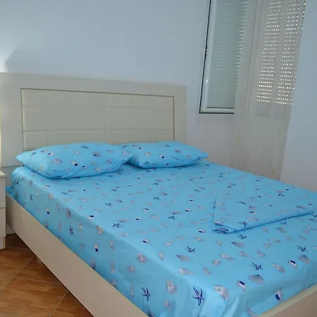Bed & Breakfast Apartamento Paradiso Lezhë