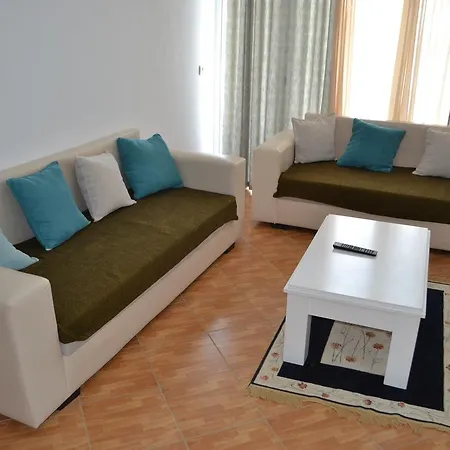 Bed & Breakfast Apartamento Paradiso Lezhë